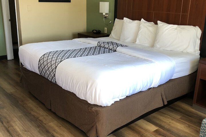 Room 21 of 57