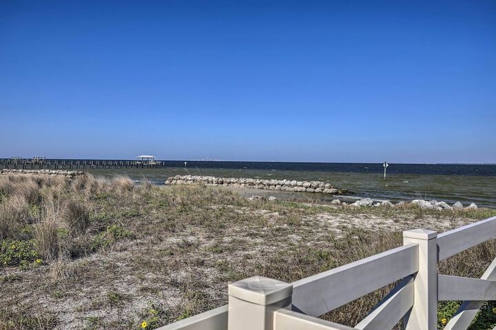Heated Pool / spa & Dock: Apollo Beach Home on Canal
