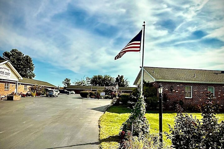 Weathervane Motor Court