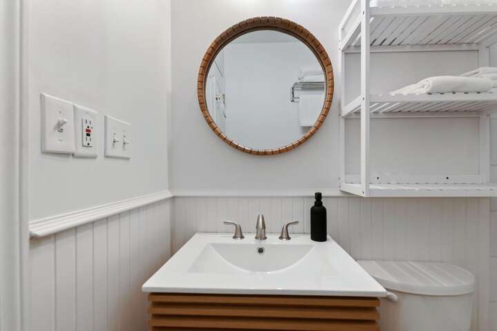 Room 43 of 77
