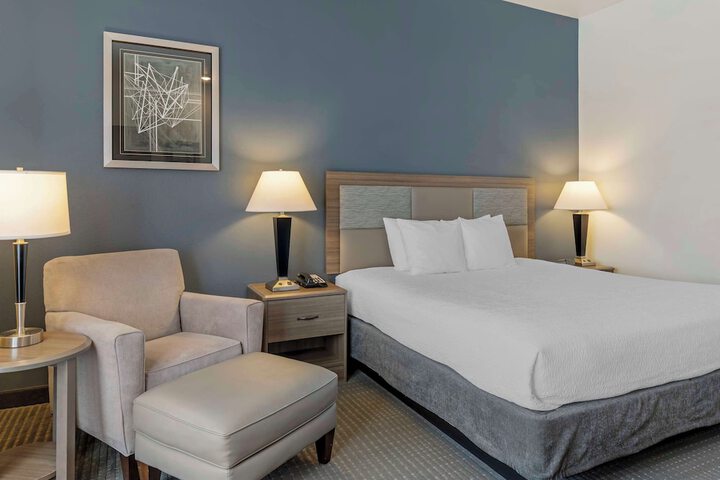 Room 15 of 25