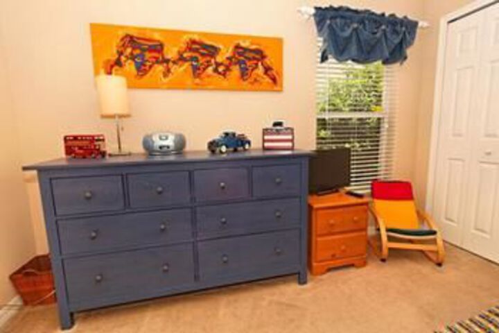 BRAND NEW 4 Bedroom Holiday home by Follow the sun vacation Rentals
