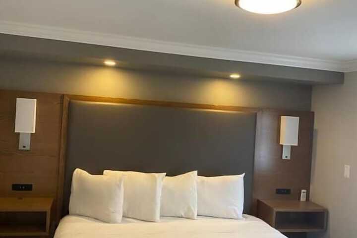 Room 35 of 55