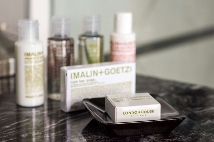 LondonHouse Chicago Curio Collection by Hilton