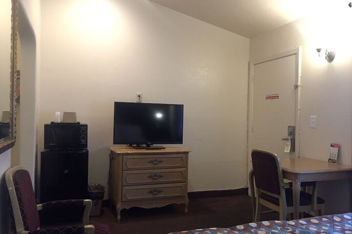 Room 90 of 131