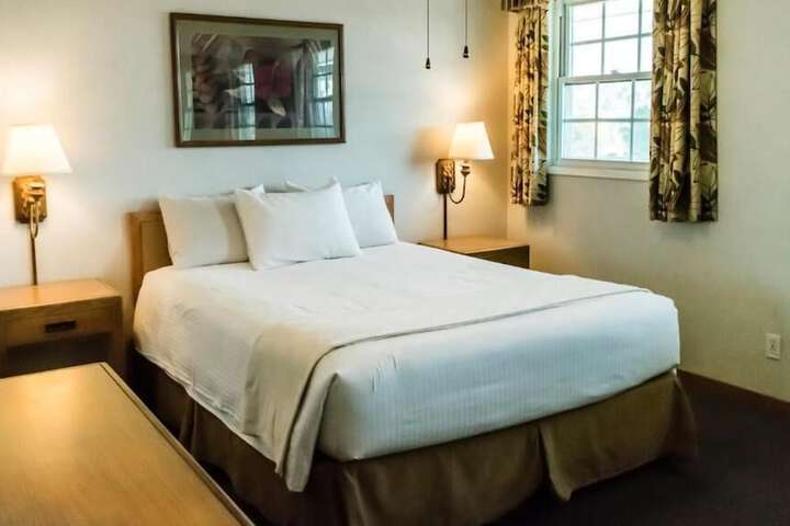 Room 74 of 229