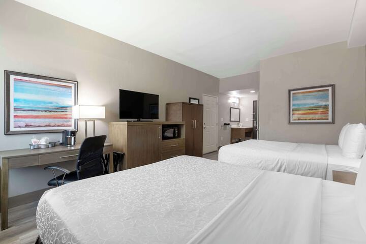 Room 18 of 36