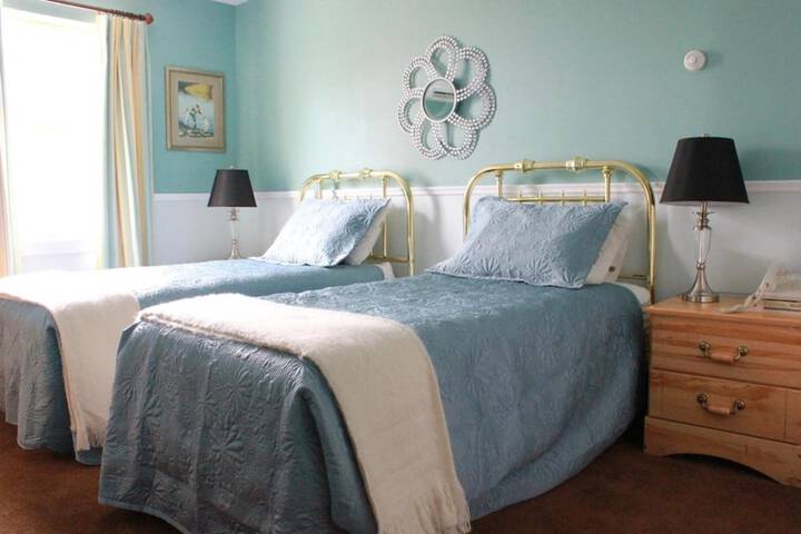 Room 38 of 52