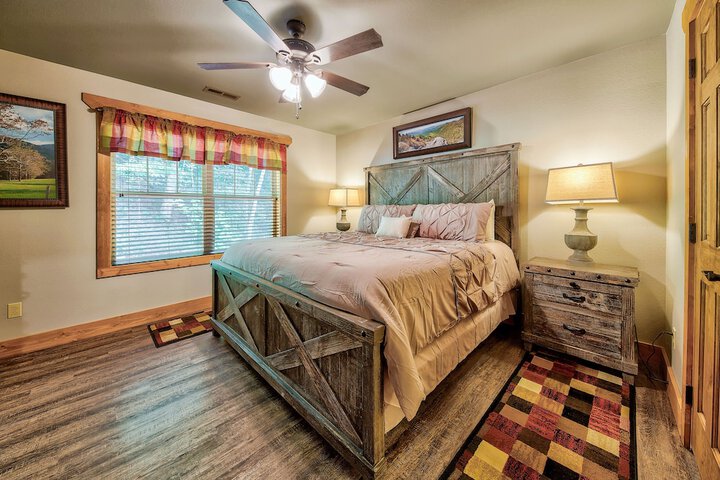 Room 17 of 25