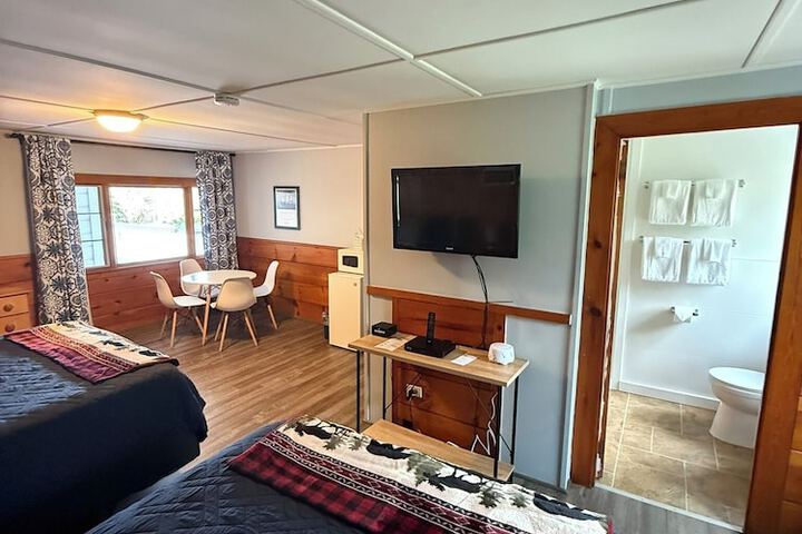 Yardarm Motel