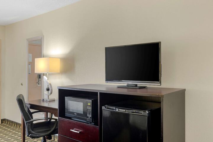 Room 18 of 35