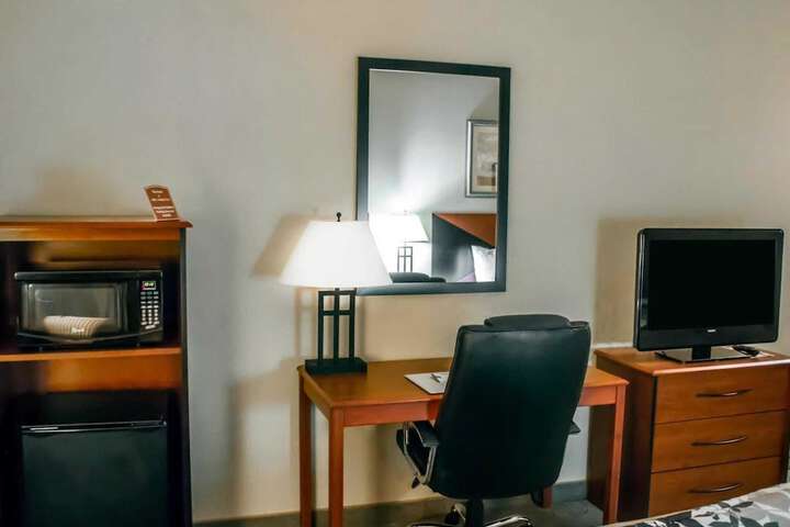 Sleep Inn & Suites Redmond