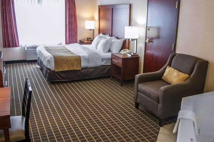 Comfort Suites Portland Southwest