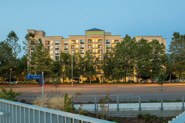 Hotel 3 of 28