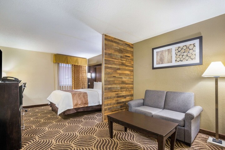 Room 17 of 75
