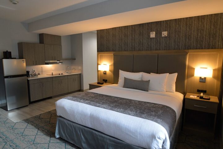 Room 33 of 45