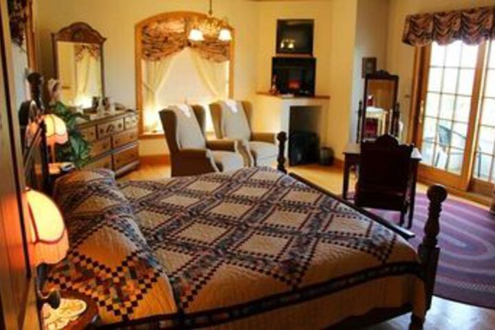 The Hurst House Bed and Breakfast