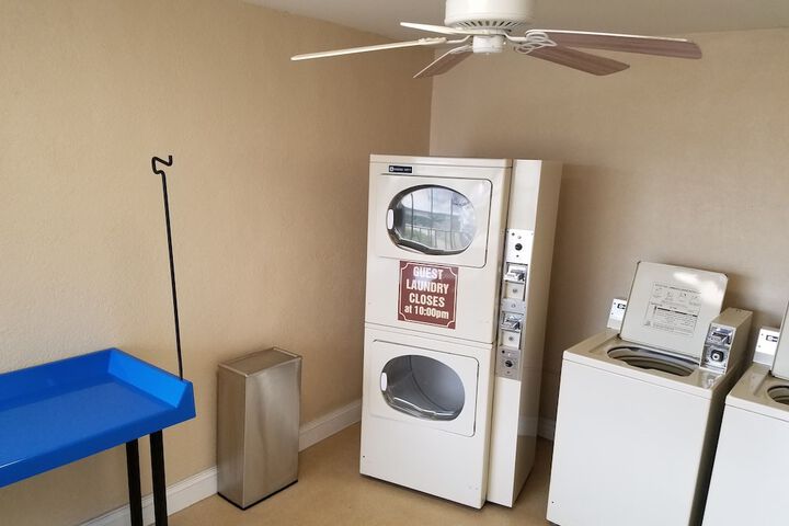 Room 7 of 30