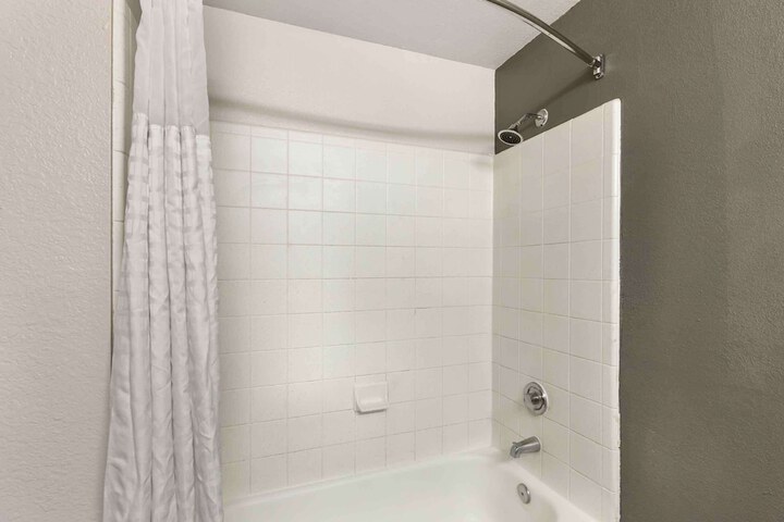 Extended Stay America Select Suites Denver Cherry Creek