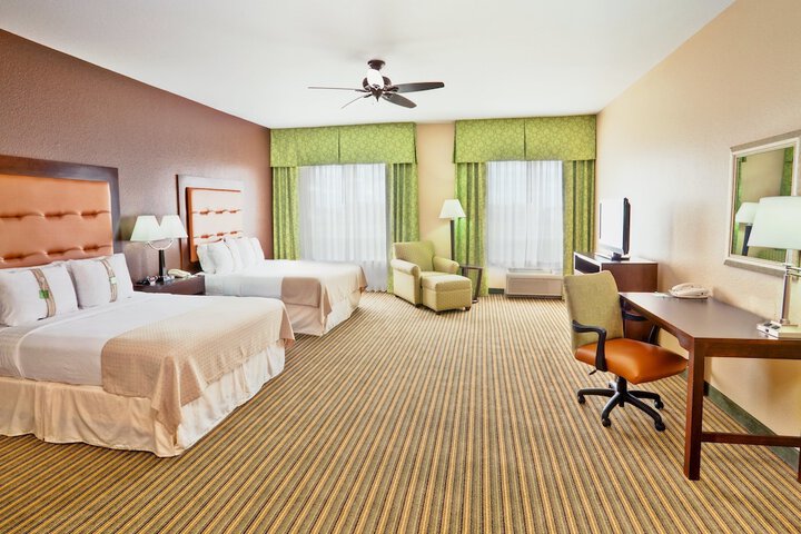 Room 54 of 77