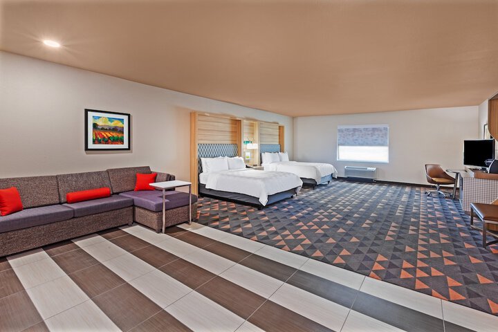 Room 26 of 35