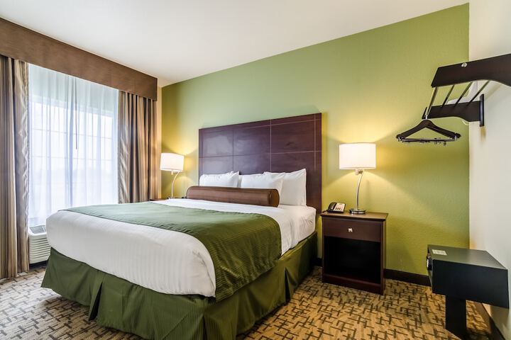 Room 34 of 45