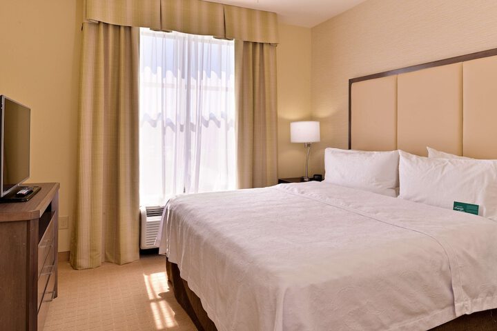 Room 41 of 80