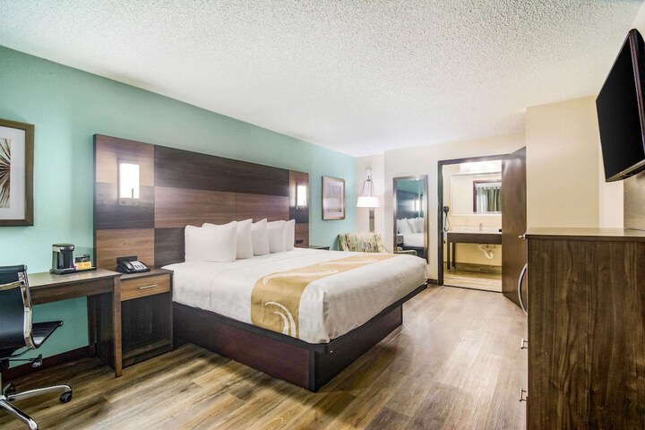 Quality Inn & Suites Lake City