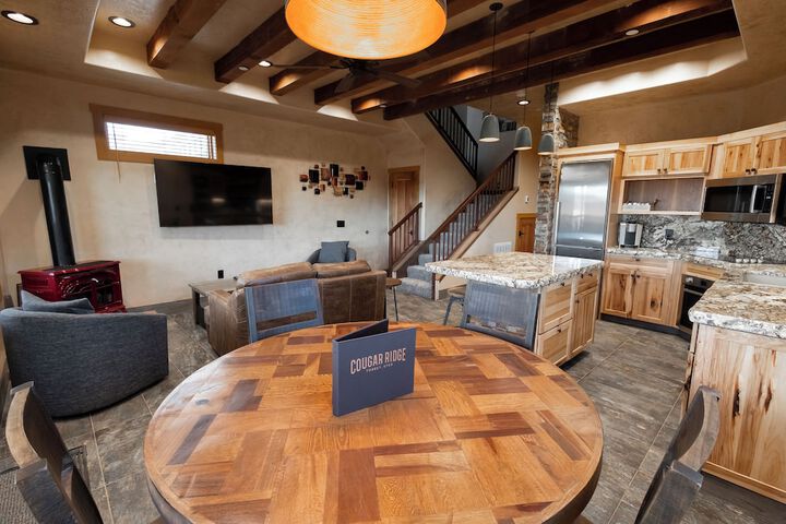 Cougar Ridge Resort