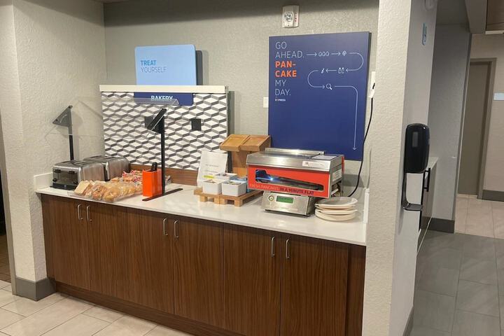 Holiday Inn Express & Suites Ft. Lauderdale N - Exec Airport by IHG