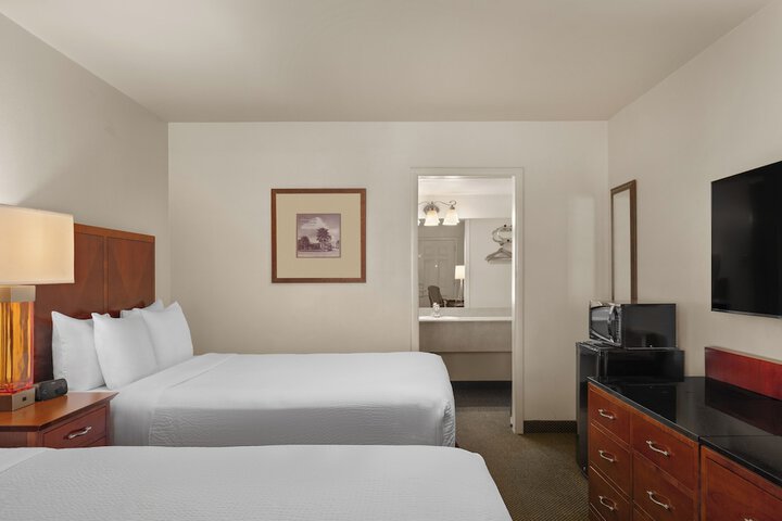 Room 35 of 37