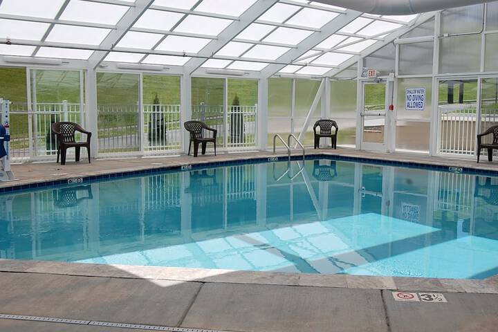 Pool 20 of 150