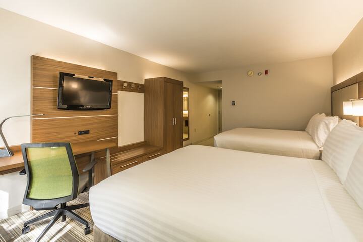 Room 21 of 46