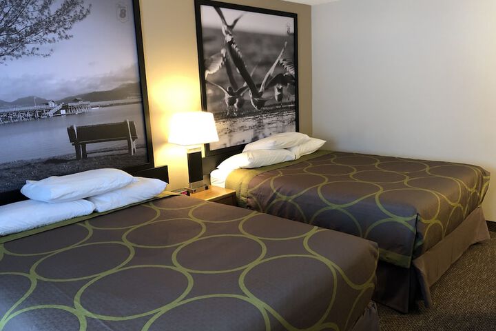 Room 5 of 35
