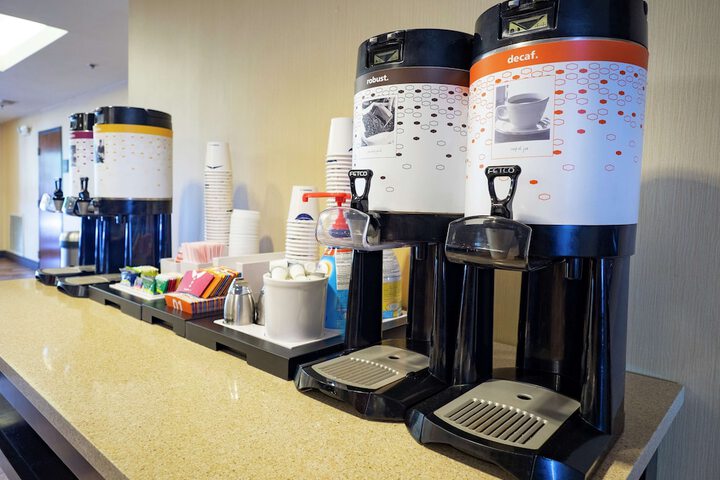 Breakfast/Coffee Service 37 of 43