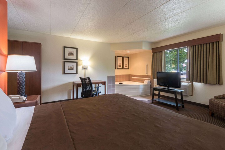 Room 25 of 54