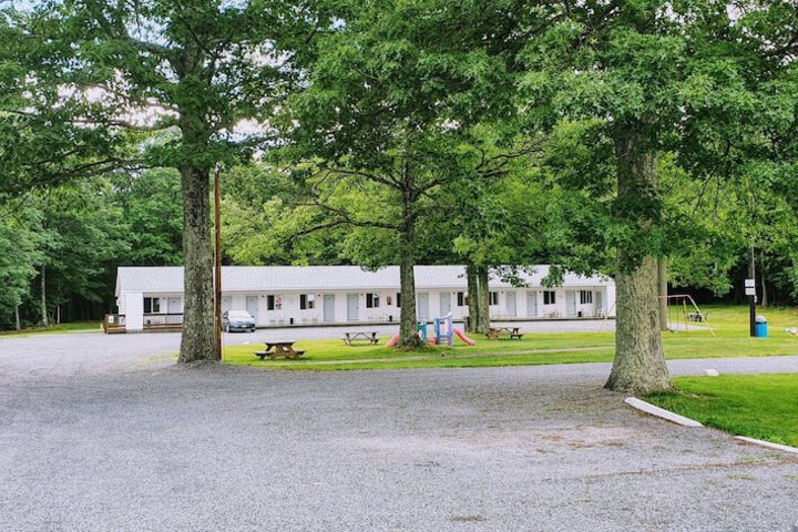 Hotel 3 of 107