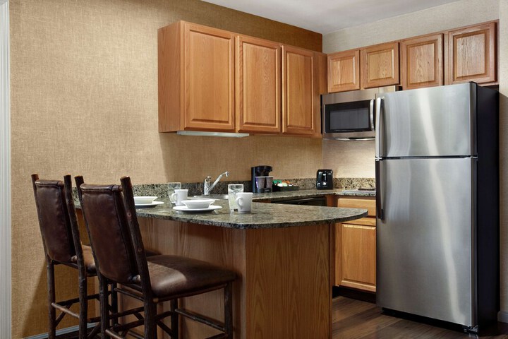 Homewood Suites by Hilton Syracuse / Liverpool