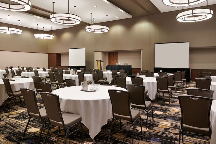 Courtyard by Marriott Calgary Airport