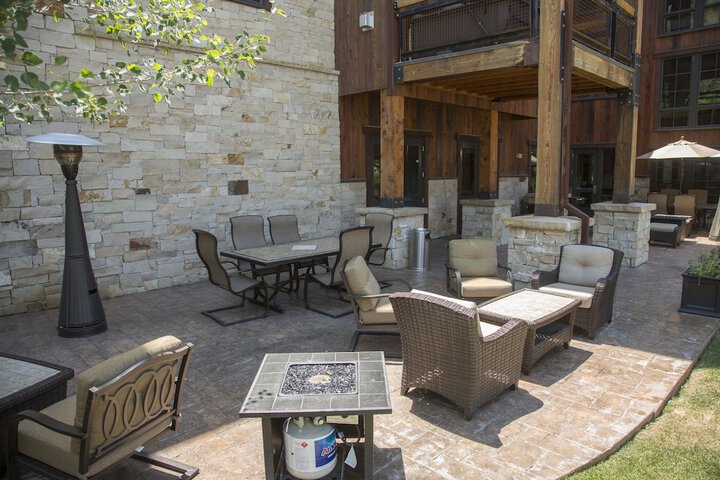 Terrace/Patio 58 of 63