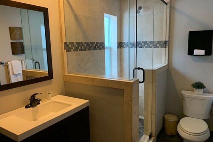 Room 51 of 123