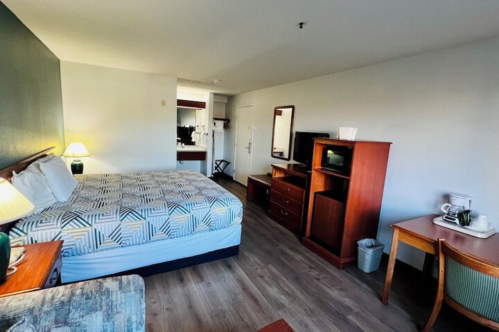 Room 21 of 30