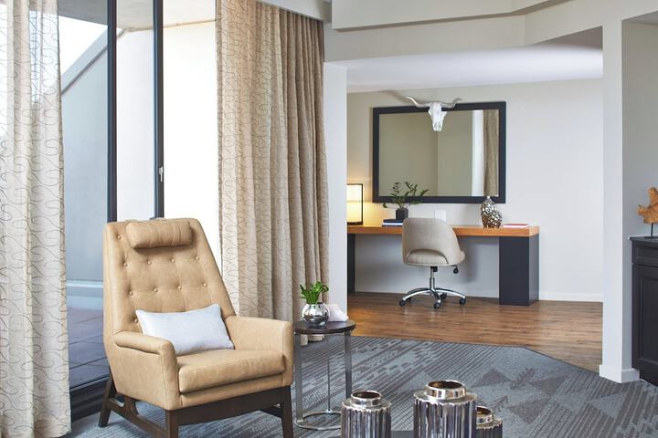 The Worthington Renaissance Fort Worth Hotel