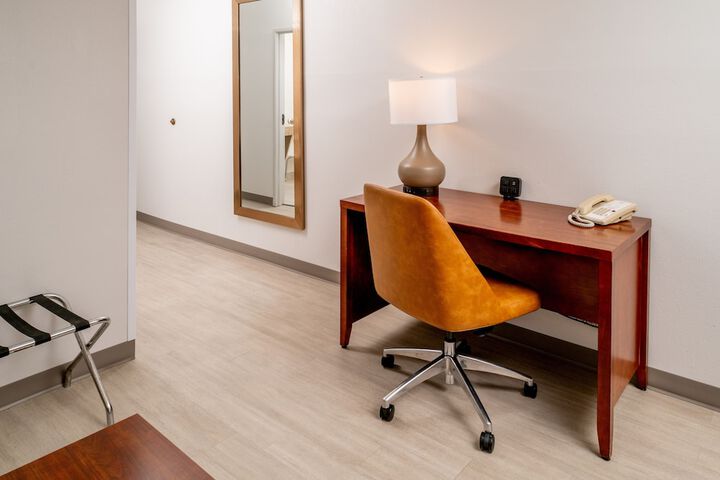 Room 16 of 29