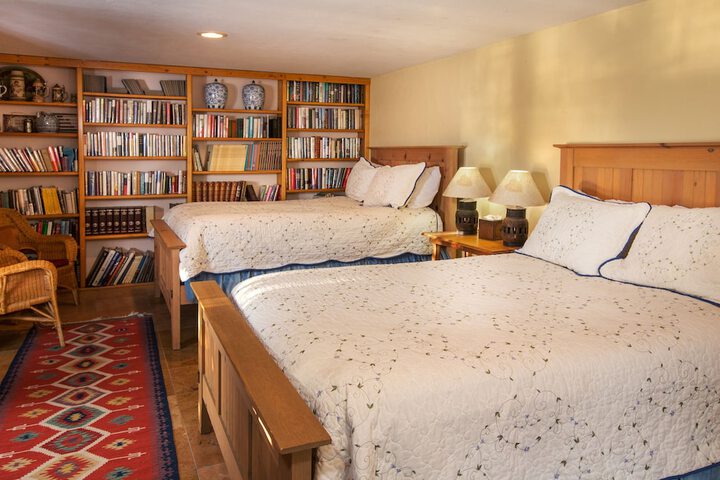 Room 27 of 112