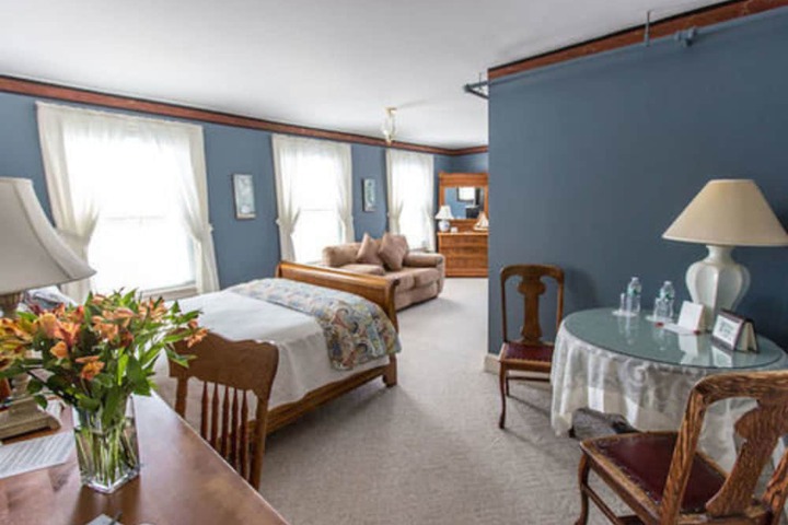 Room 15 of 29