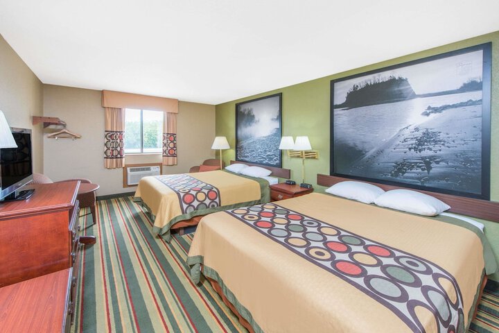 Room 20 of 40