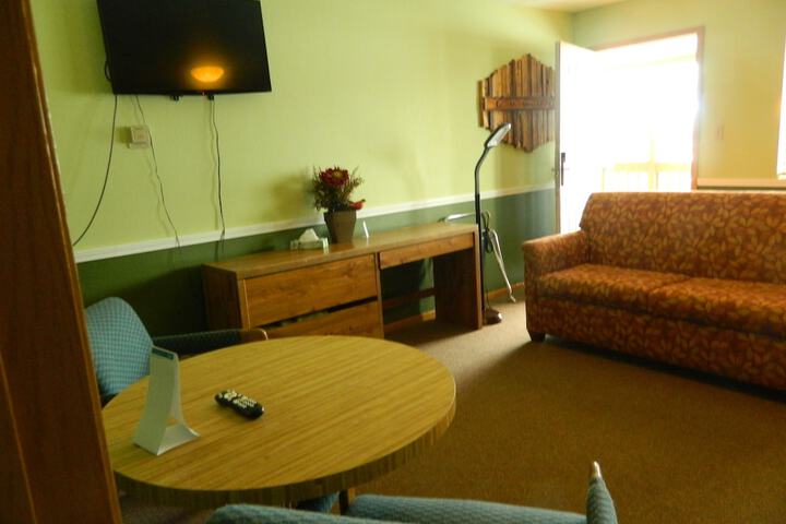 Room 37 of 89