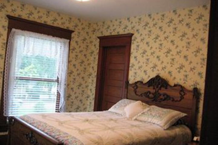 Covington Manor