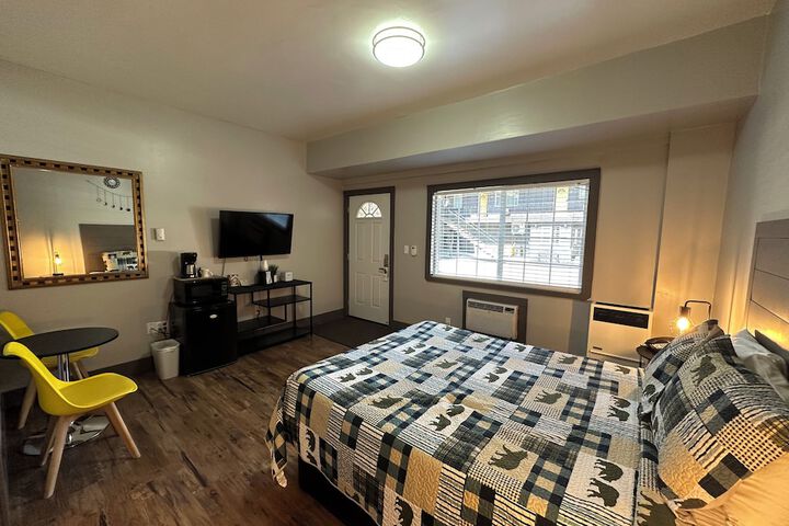 Room 20 of 39